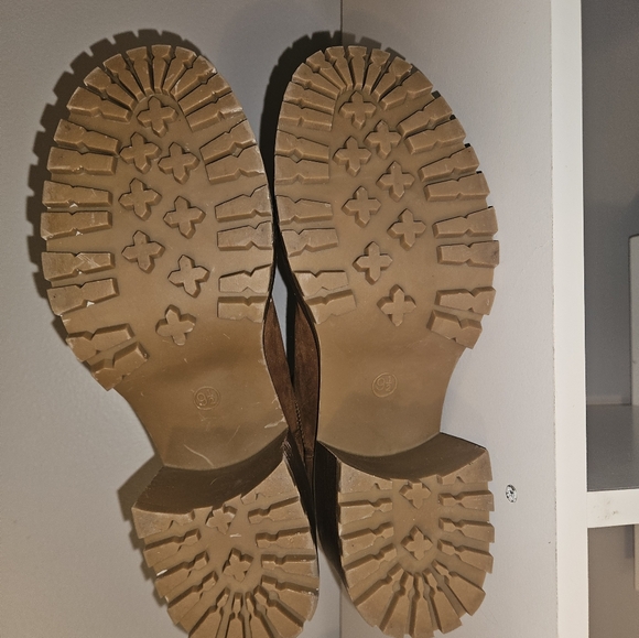 MIA Irie Platform Brown Ankle Booties - Size 9.5 - Picture 7 of 9